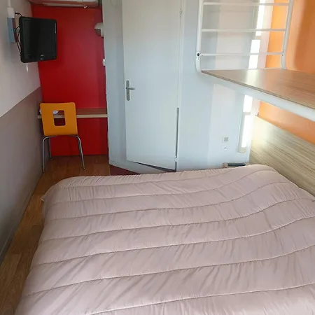 Fasthotel Reims Est - Hotel 3*