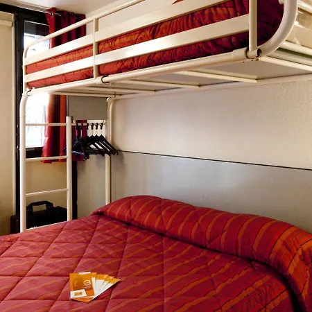 Fasthotel Reims Est - 3*